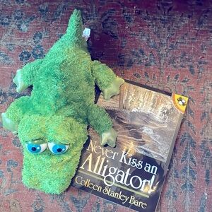 Alligator 🐊 book lot